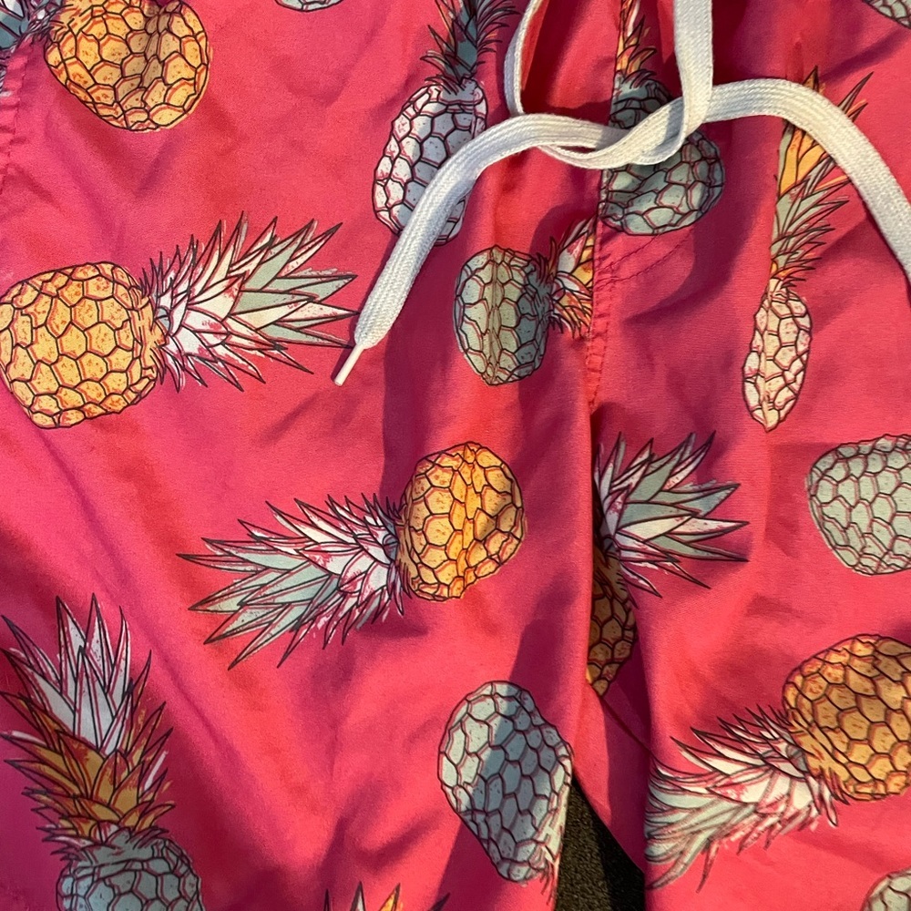 Carbon Pineapple, Summer Pink shorts with pockets-Medium - Picture 2 of 6